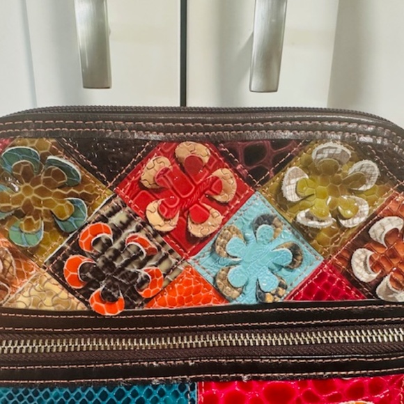 Non Branded Color Flower/Circle Patterned Crossbody Purse - NEW! - Picture 3 of 16